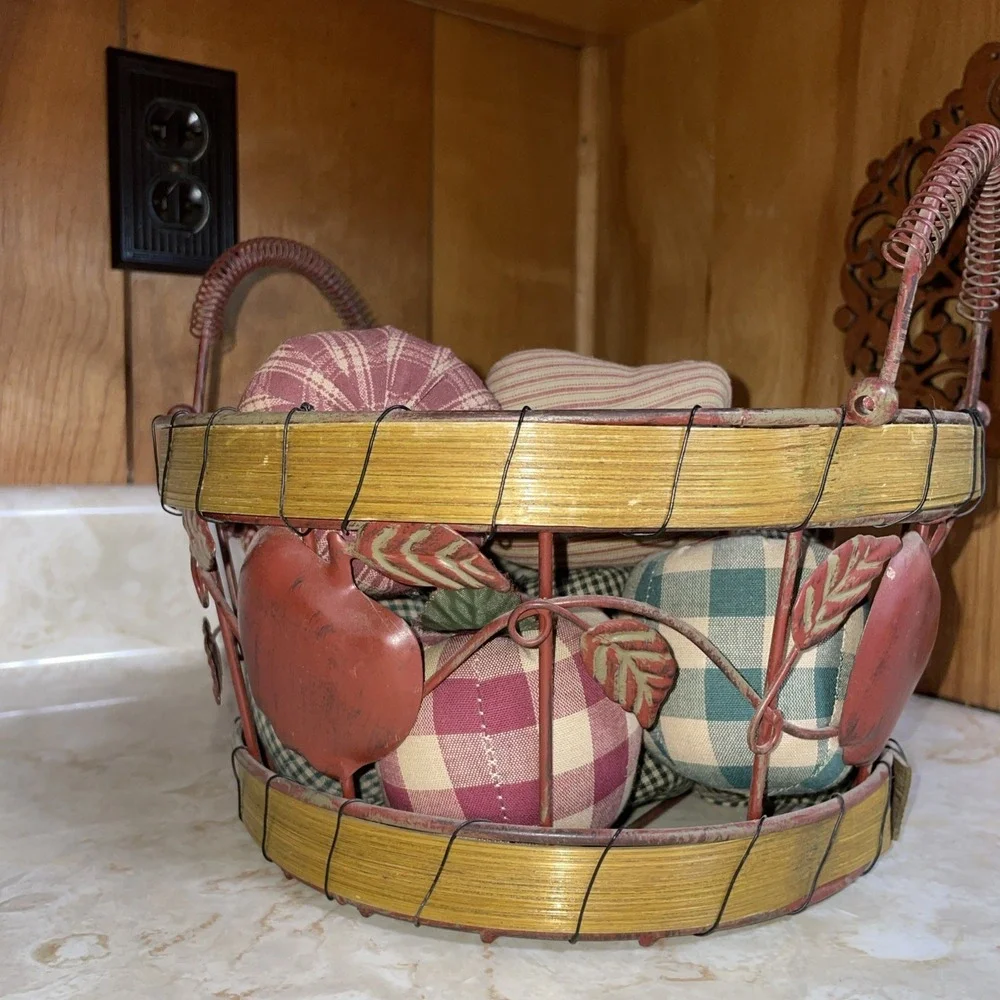 Wood And Metal Basket 🧺 of Homespun Fabric Apples Autumn Fall‎